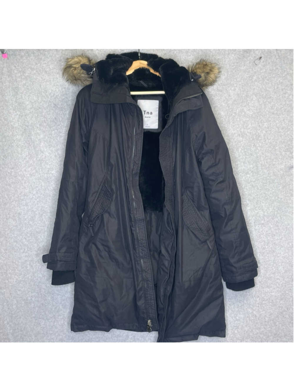 Aritzia Tna Avoriaz Black Down Parka Size L